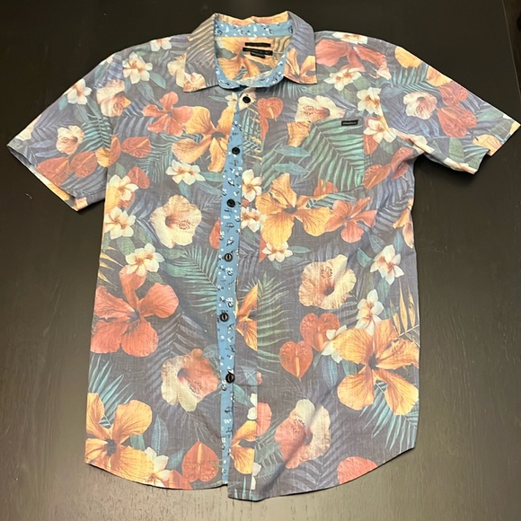 O’Neill Men’s M Tailored Fit Floral Button Down Short Sleeve Shirt - Picture 1 of 6